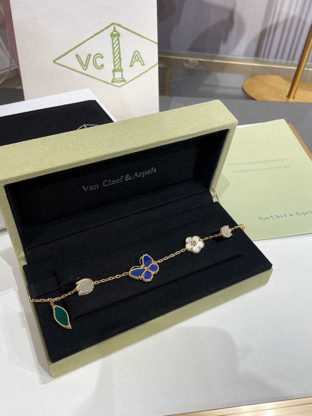 ✨Van Cleef & Arpels Lucky Alhambra Butterfly Clover Flower Leaf Bracelet